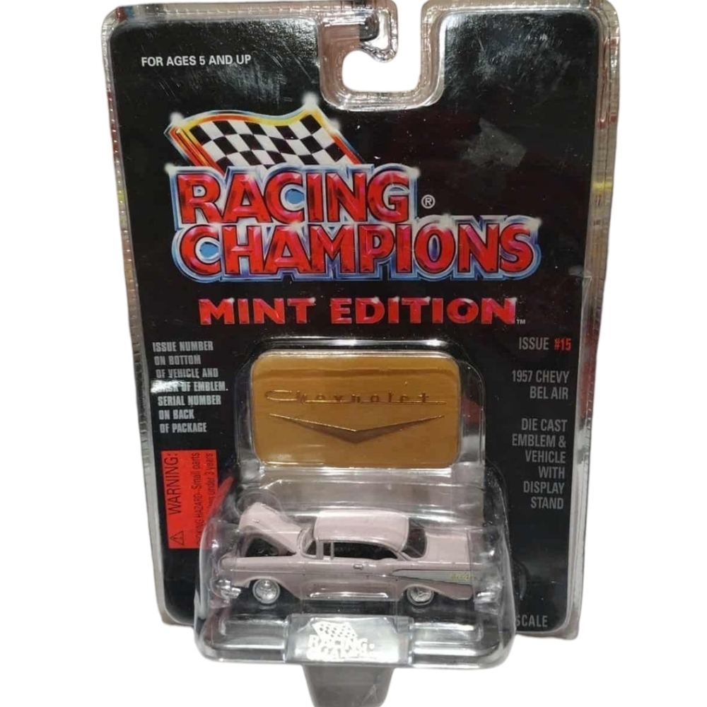 Racing Champions Issue #15 Mint Edition 1957 Chevy Bel Air diecast Car!